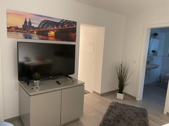 Sunset - Du, Deine Truppe Und Eine Einzigartige Stadt - Colónia Quarto foto